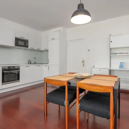 Stylish With Sea View For 4 People Apartment Ostende