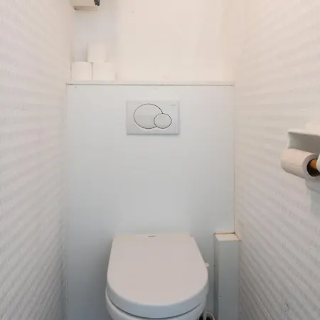 Stylish With Sea View For 4 People Apartment *