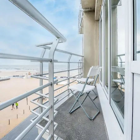 Stylish With Sea View For 4 People *